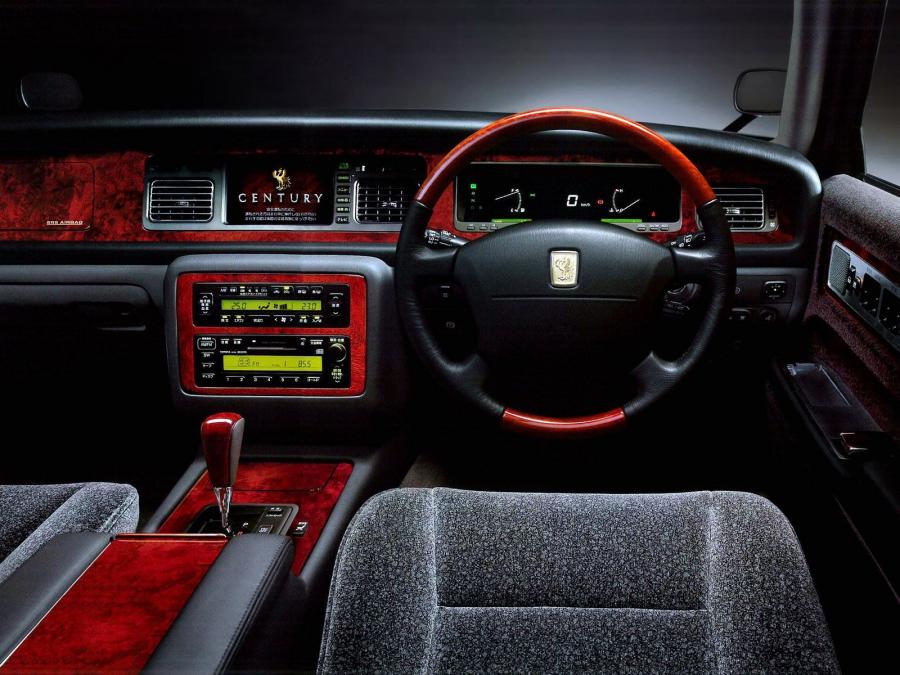  Toyota Century GZG50 1997 года  (фото 2 из 10)